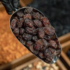 خرما خاصویی دستچین شده با بافت نرم و شیرینی دلپذیر